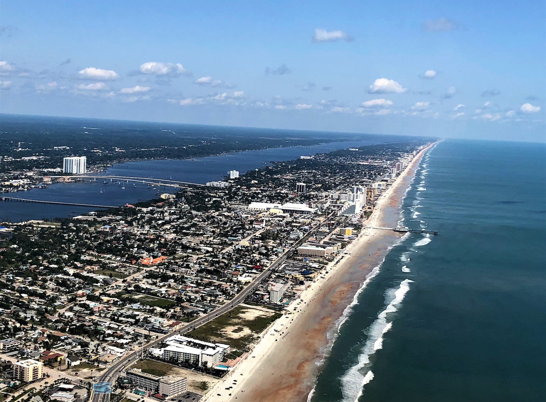 Florida coastline, representing the areas that SunCoast Property Management serves. 