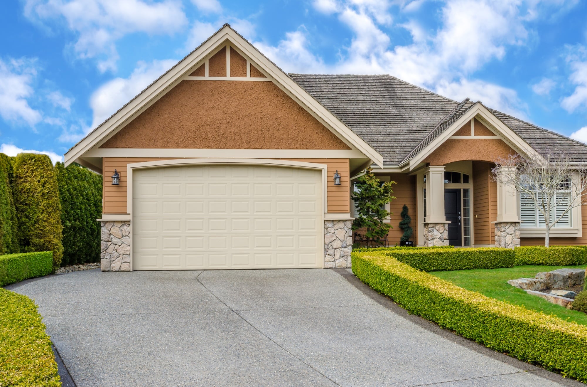 This image is a Florida home, representing why Florida rental property owners choose SunCoast Property Management.
