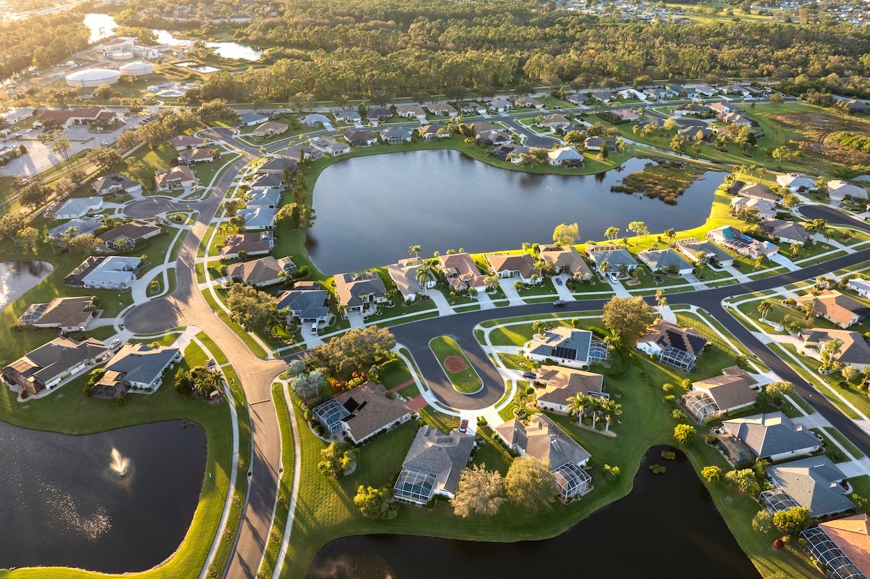 Aerial view of a Florida neighborhood